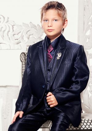 Тёмно-синий костюм-тройка (с жилетом) + рубашка + галстук
