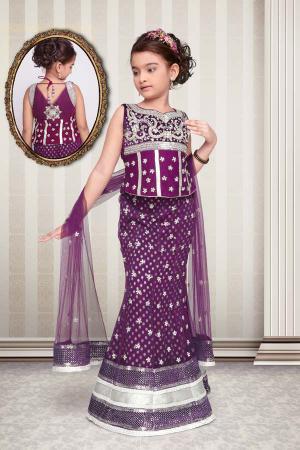 Тёмно-пурпурный национальный индийский костюм для девочки